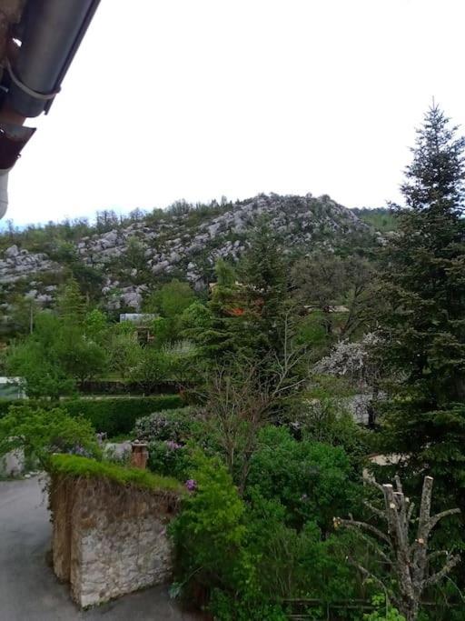Montagne, Mer Et Verdon Séranon Exteriér fotografie